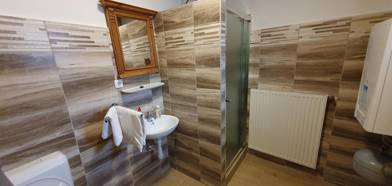 Cseresznyés Vendégház Szomolya Exterior foto